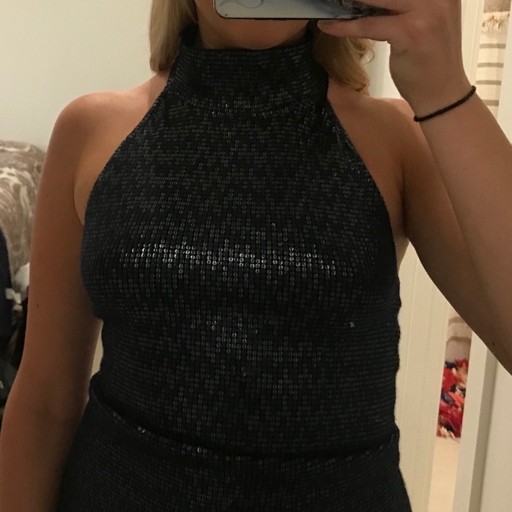 Sparkly Turtle neck low back